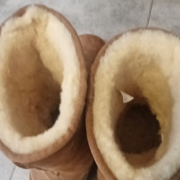 UGG boots size 10 women - Picture 5 of 6